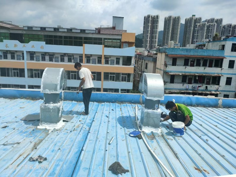 无棣钢结构屋面涂料维修方法